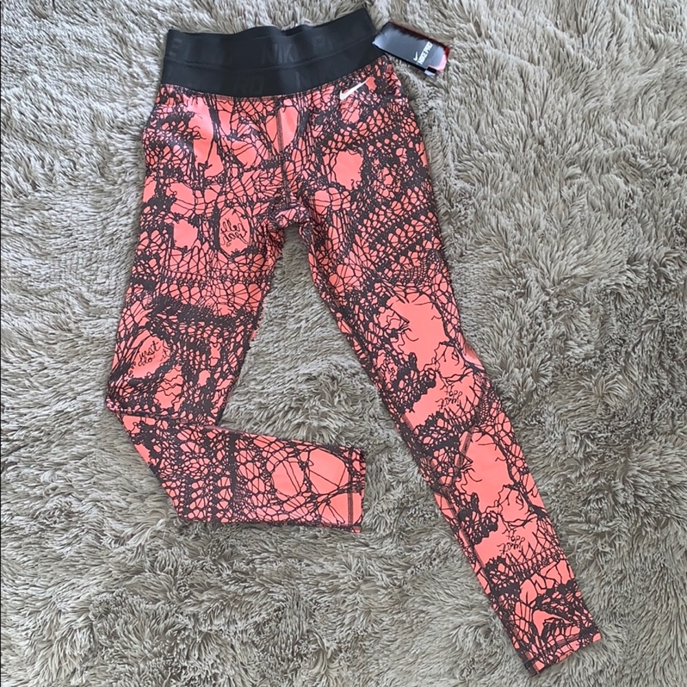 Nike pro leggings
